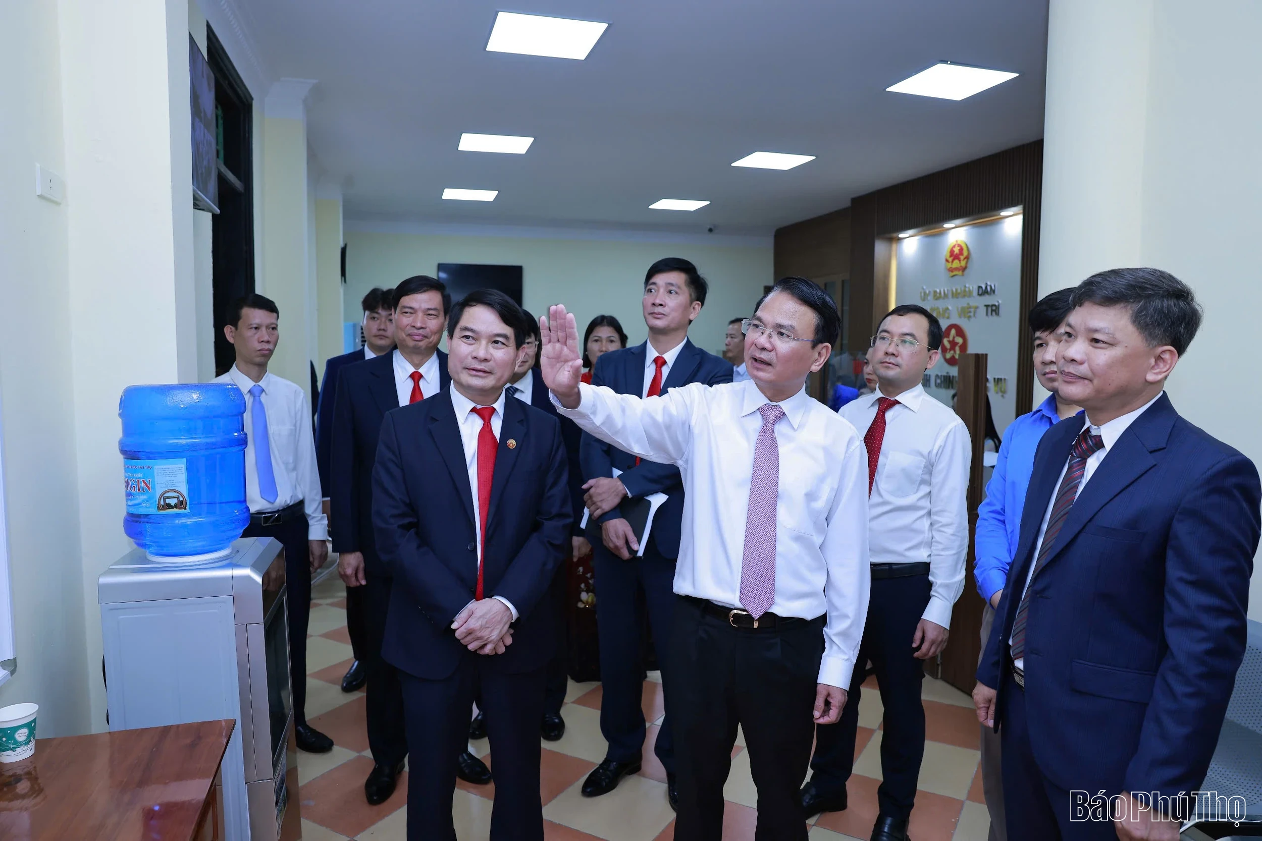 Streamlining the Two-Tier Local Government Model for Effective Operations