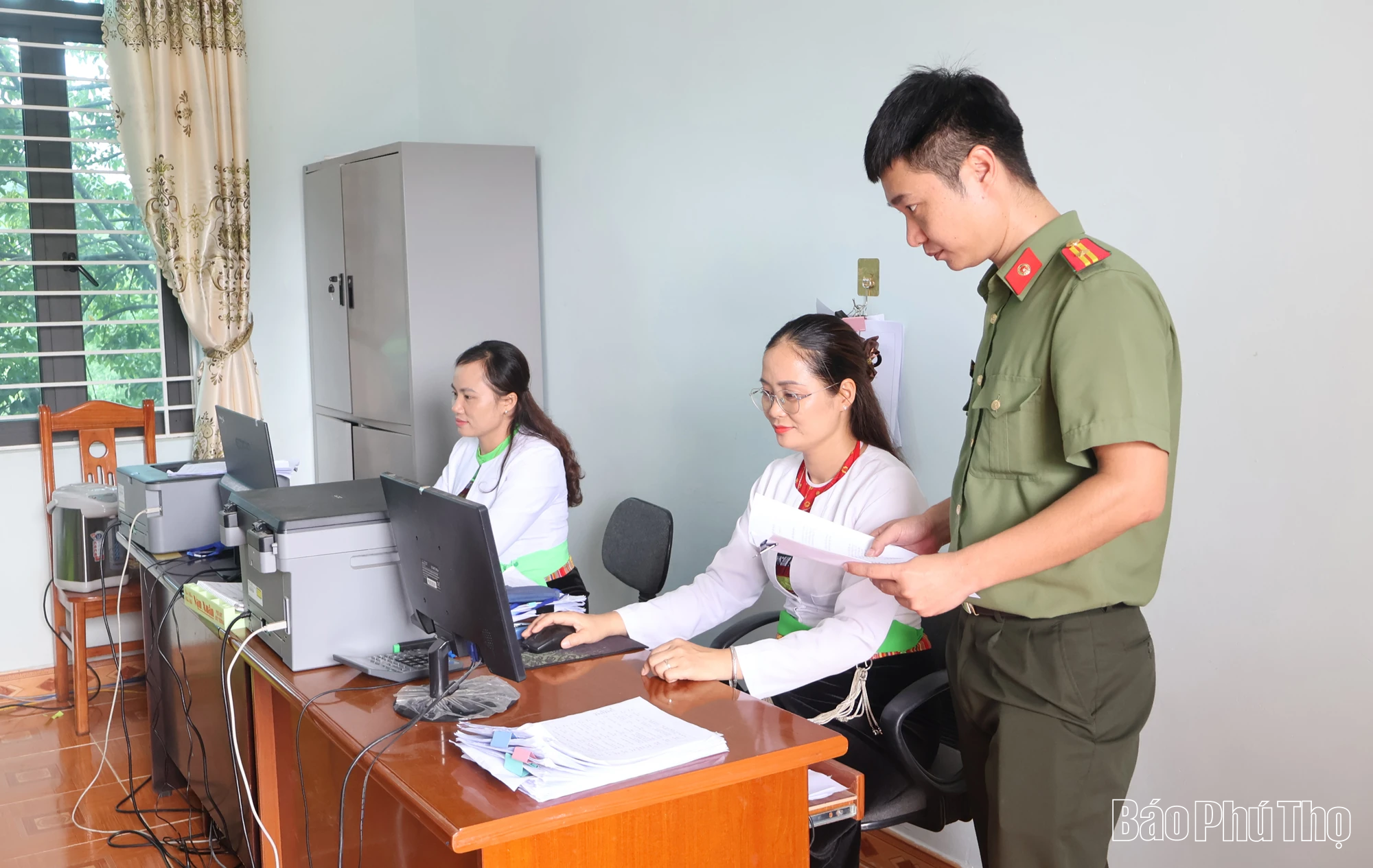 Xã Mường Bi tăng cường các giải pháp phòng, chống tội phạm lừa đảo qua mạng