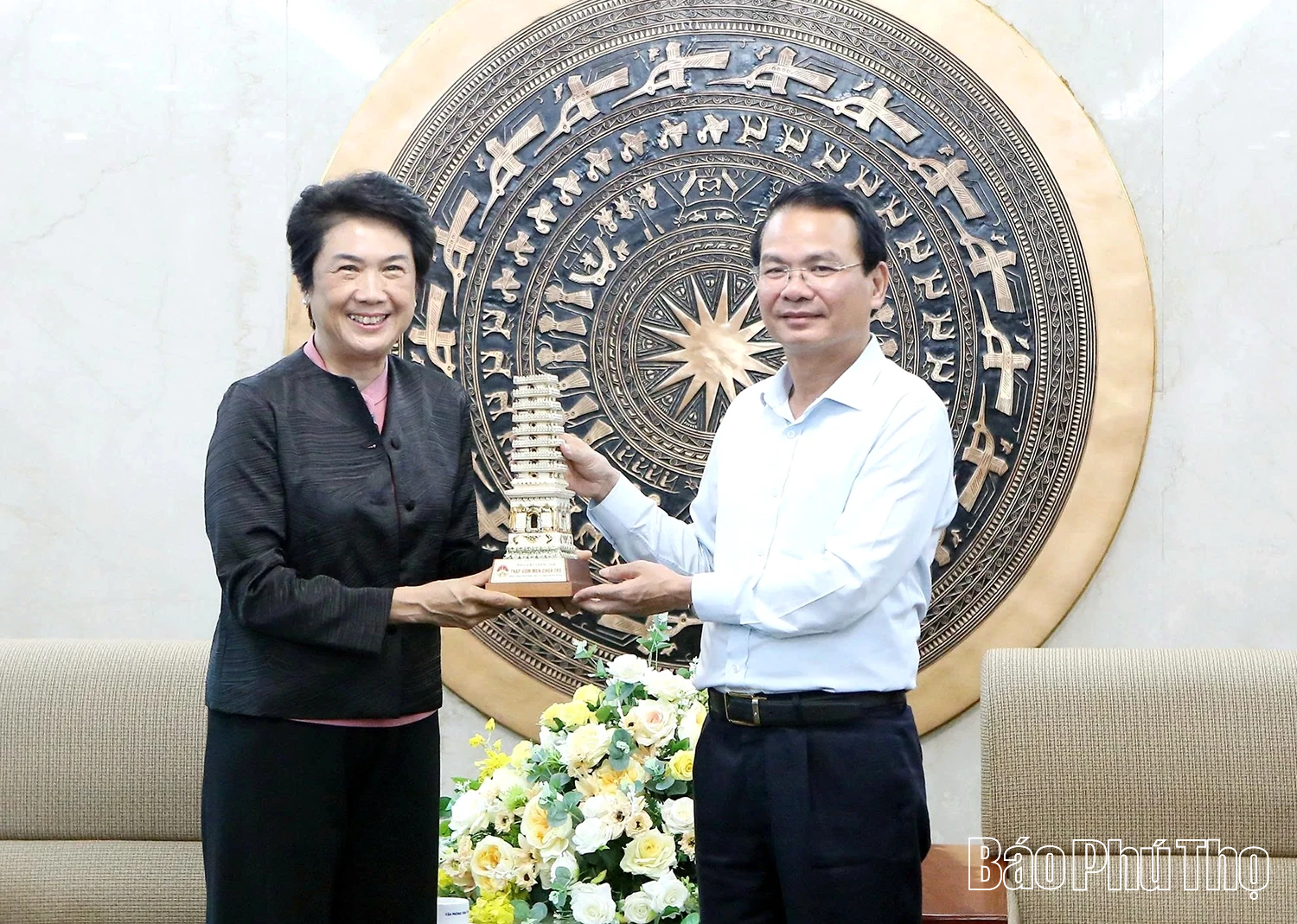 Bí thư Tỉnh uỷ Đặng Xuân Phong tiếp Tổng Giám đốc điều hành Amata Việt Nam