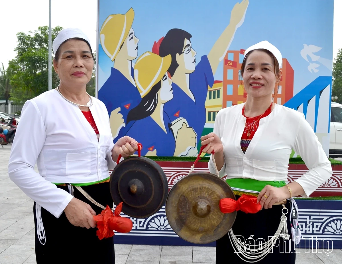Preserving the “Sacred Soul Treasure” of the Muong People in the Heart of the City