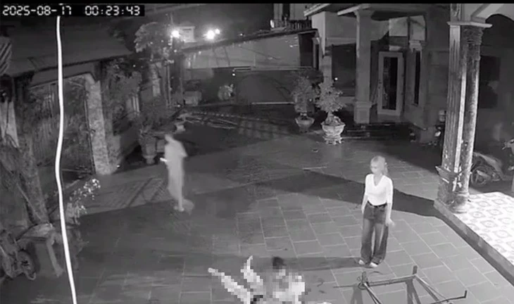 Báo động về sự xuống cấp trong văn hóa gia đình