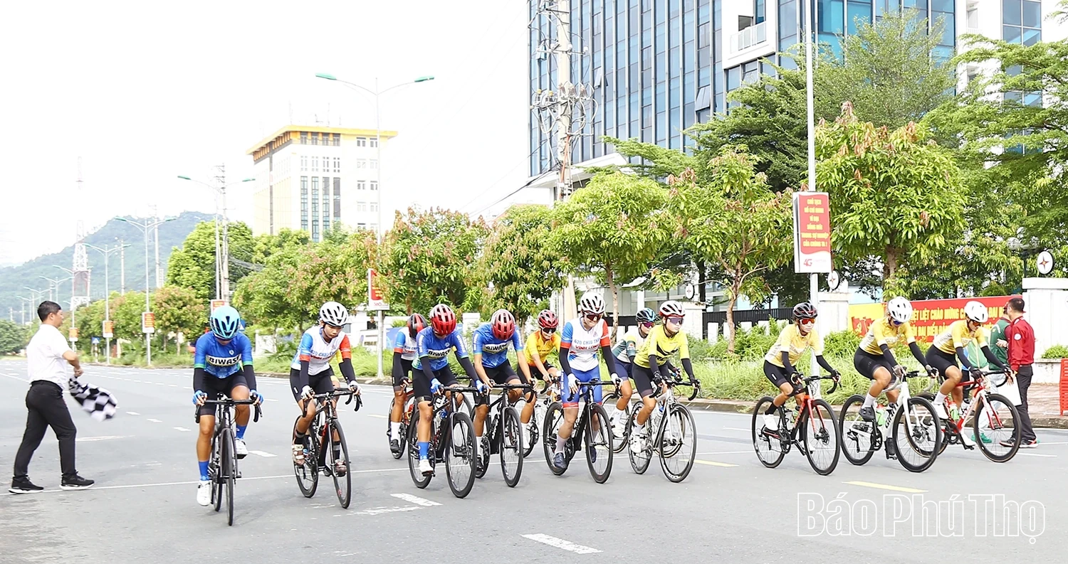 Khai mạc Giải Vô địch Xe đạp đường trường và địa hình trẻ quốc gia lần thứ 30