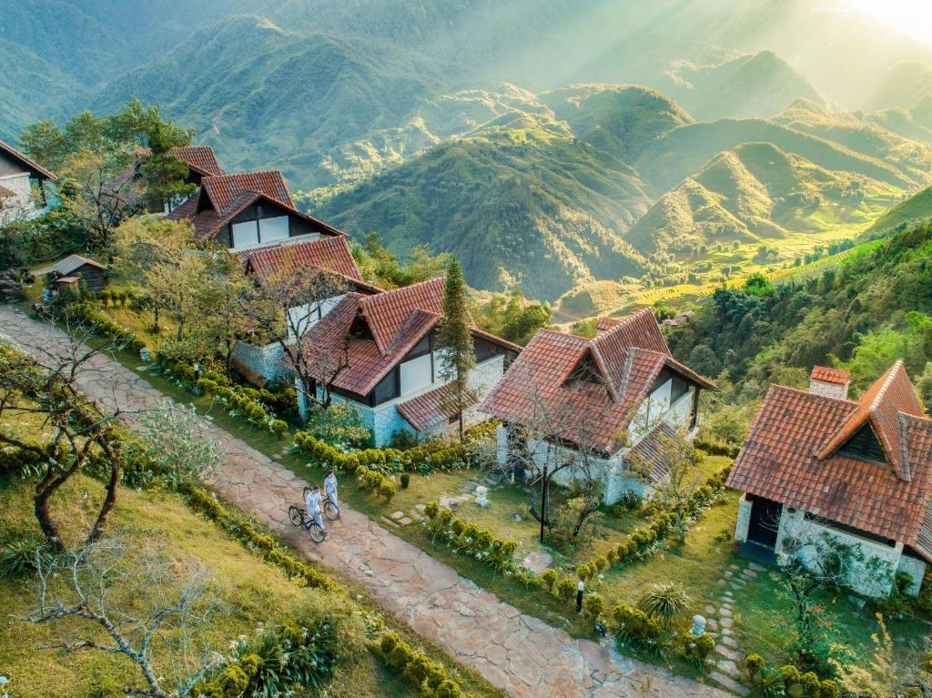 Traveloka gợi ý top khách sạn & resort 5 sao sang trọng bậc nhất Sapa