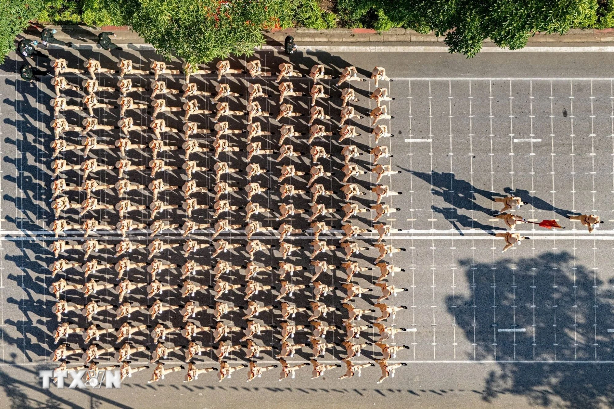 80 năm Công an Nhân dân Việt Nam cùng toàn dân trong sự nghiệp xây dựng và bảo vệ Tổ quốc