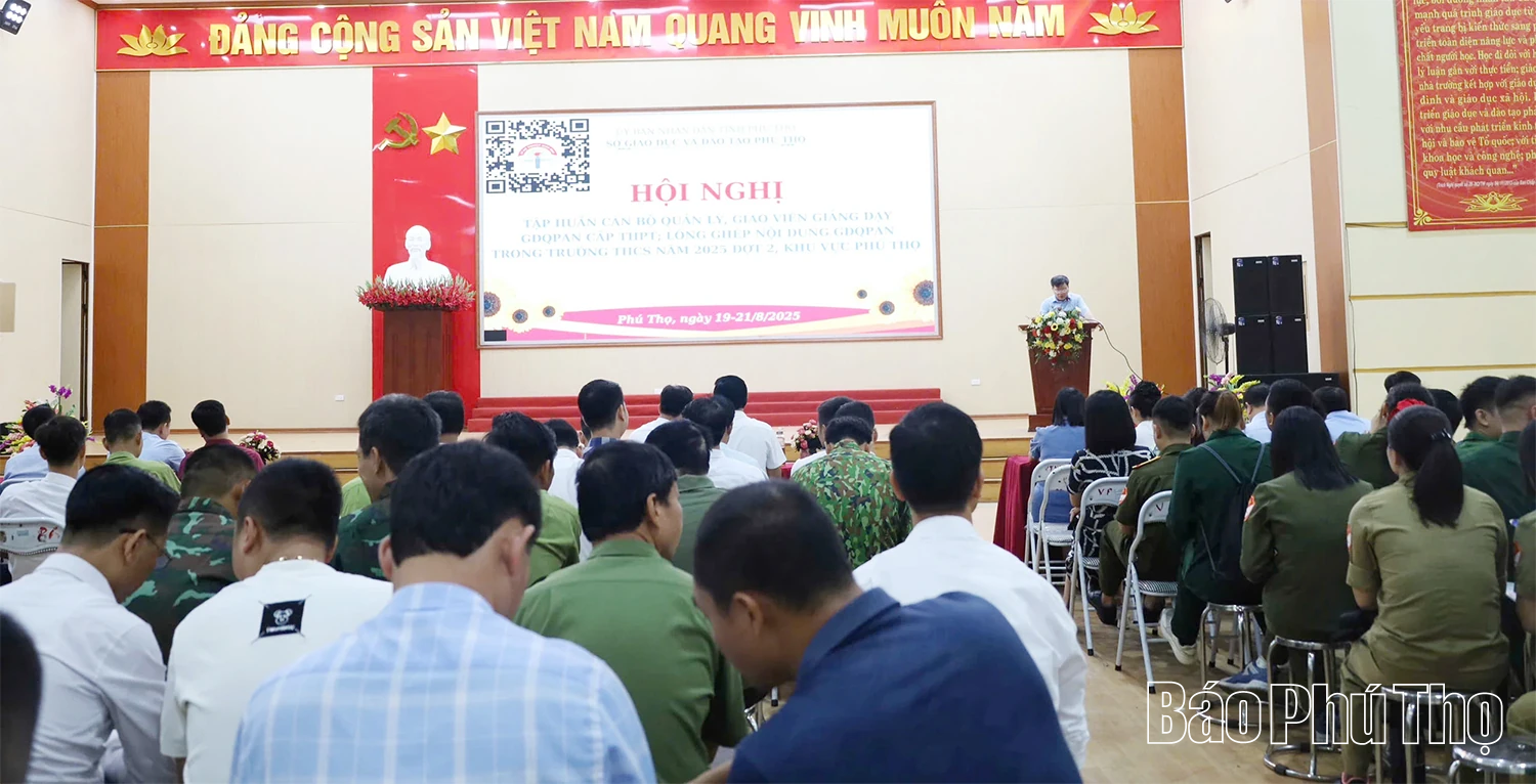 Tập huấn giáo viên giảng dạy giáo dục quốc phòng và an ninh