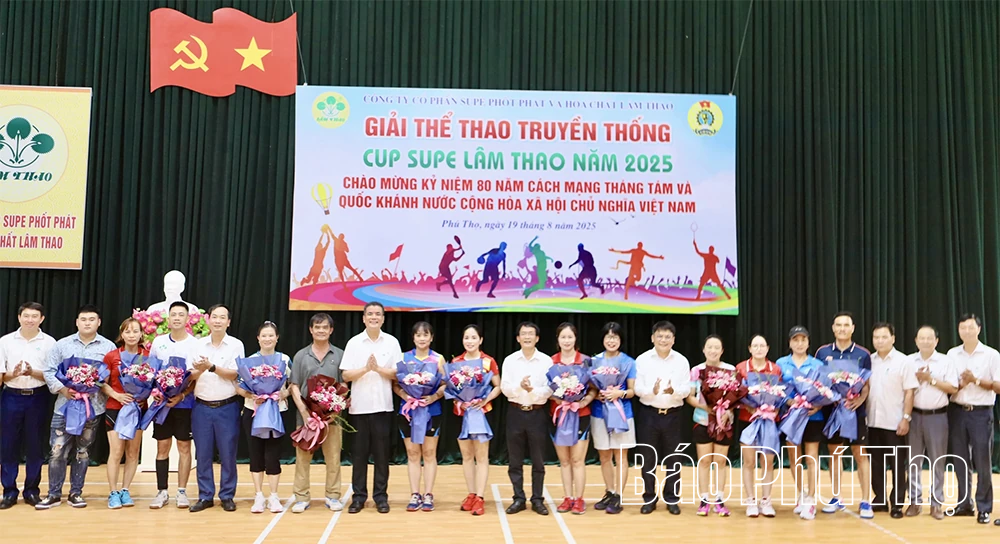 Khai mạc Giải thể thao truyền thống “Cup supe Lâm Thao” năm 2025