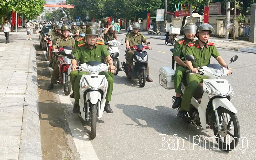 Công an xã Kim Bôi ra quân thực hiện đợt cao điểm xây dựng “xã phường không ma túy” năm 2025