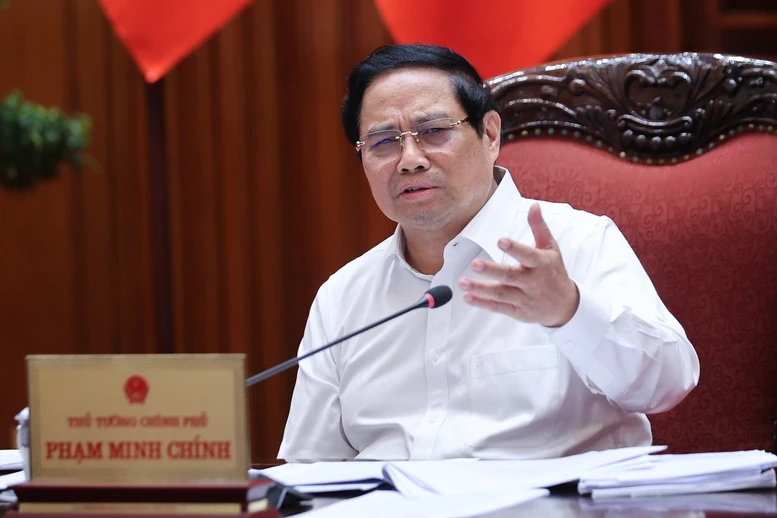 Thủ tướng: Tiếp tục đổi mới tư duy, cách làm trong đầu tư công, tập trung cho các dự án “xoay chuyển tình thế”