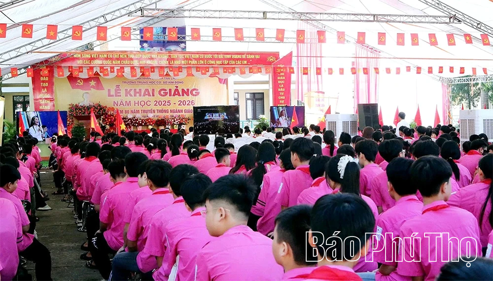 Tưng bừng ngày khai trường