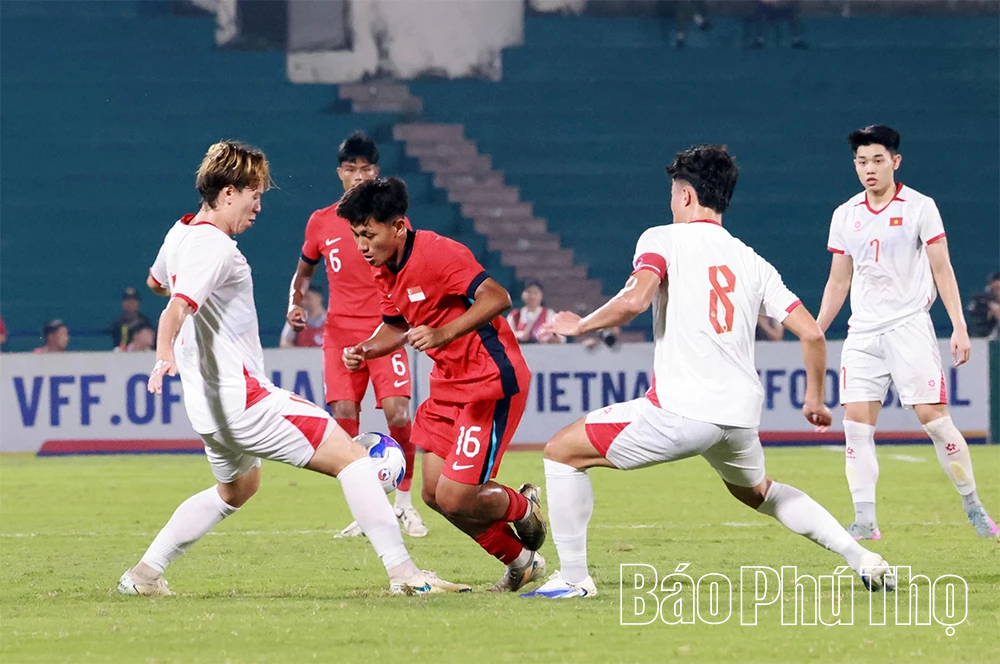 Những hình ảnh đẹp của Đội tuyển U23 Việt Nam trên SVĐ Việt Trì