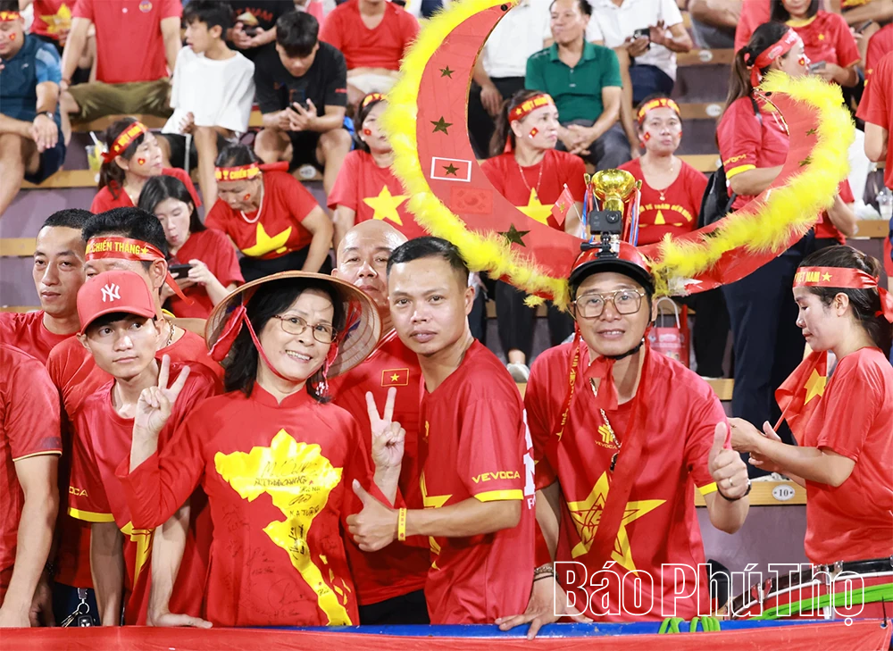 Những hình ảnh đẹp của Đội tuyển U23 Việt Nam trên SVĐ Việt Trì