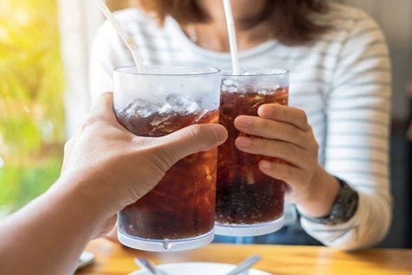 5 loại thực phẩm người bệnh gan nhiễm mỡ cần tránh để bảo vệ sức khỏe gan