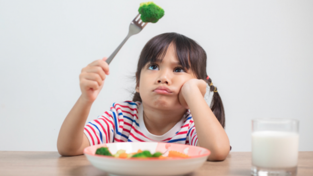Biểu hiện của trẻ thiếu vi chất dinh dưỡng và cách bổ sung đúng