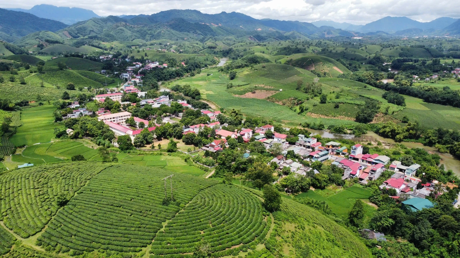Giữ nguyên mức hỗ trợ đầu tư cơ sở hạ tầng các xã vùng khó khăn