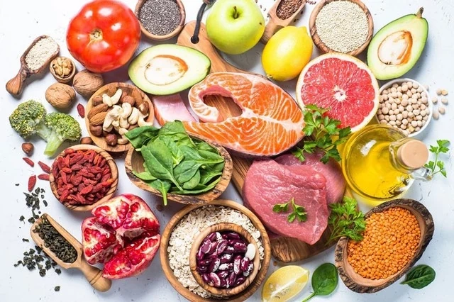 Chế độ ăn tốt cho người đổ mồ hôi trộm