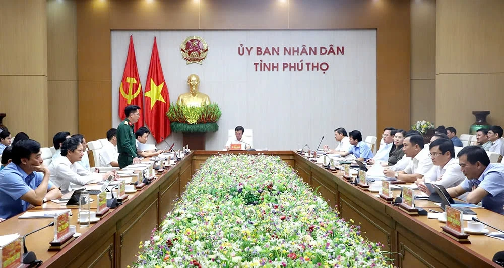 Phú Thọ: Tăng trưởng kinh tế năm 2024 tiếp tục trong top đầu của vùng và cả nước