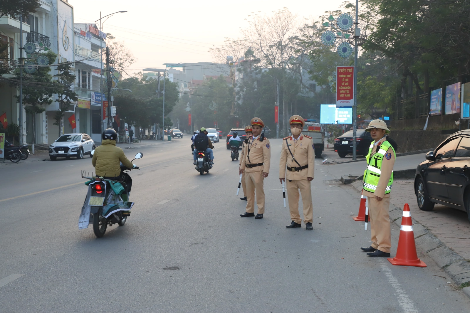 Vì bình yên trên những cung đường