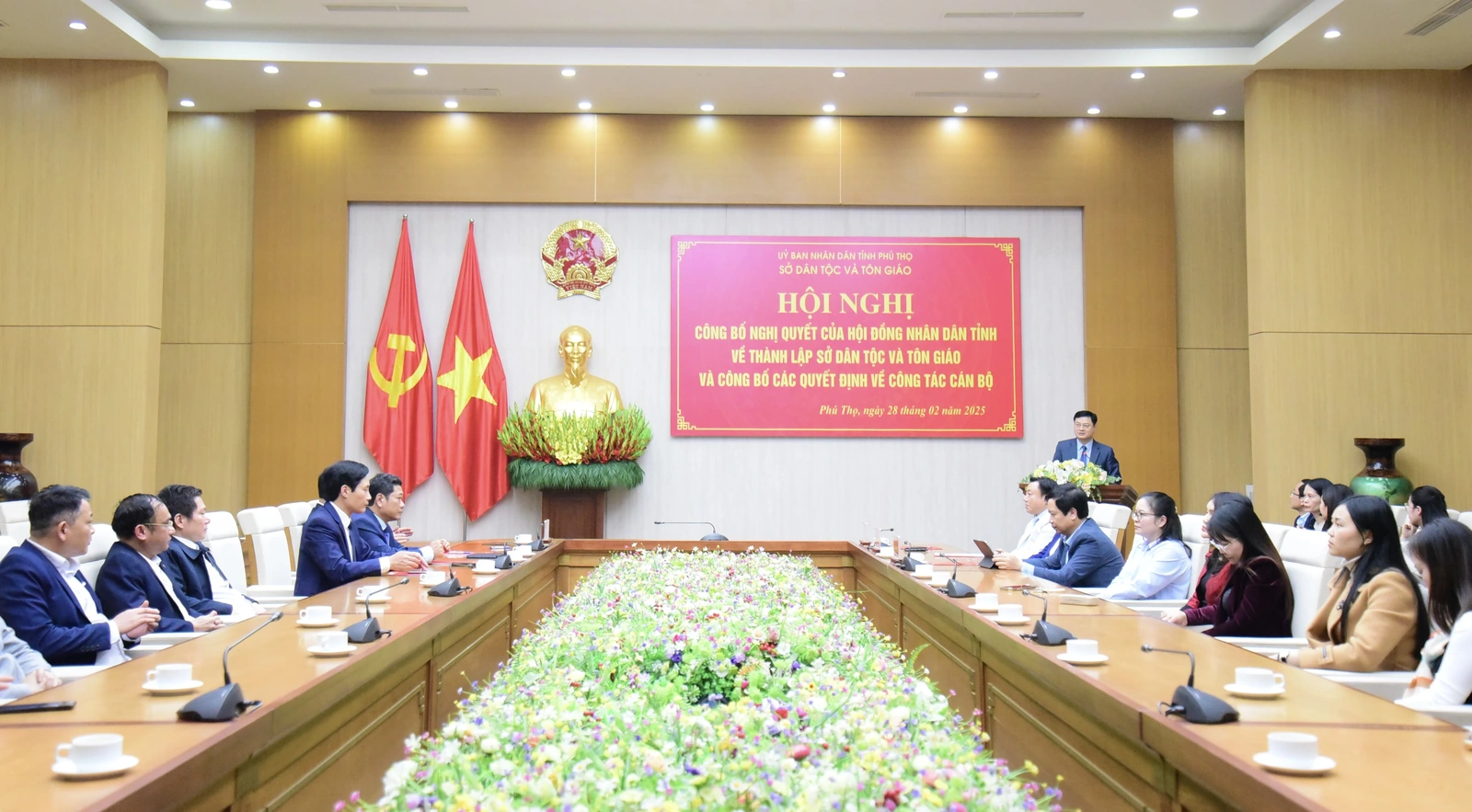 Công bố Nghị quyết của HĐND tỉnh thành lập Sở Dân Tộc và Tôn giáo