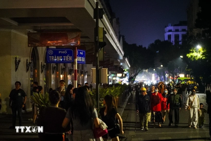 Tắt đèn hưởng ứng Giờ Trái Đất 2025 đã tiết kiệm 448.000kWh điện