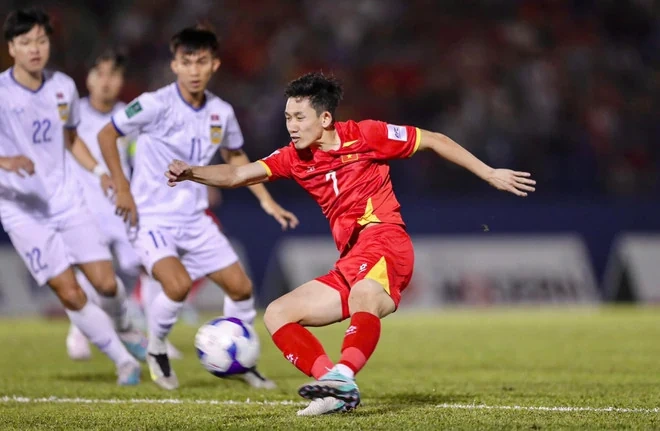 Thắng 5 sao trước Lào, tuyển Việt Nam ra quân thuận lợi ở Vòng loại Asian Cup