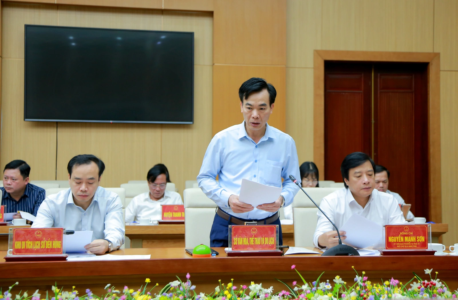 Chủ tịch UBND tỉnh nghe báo cáo công tác tổ chức Giỗ Tổ Hùng Vương - Tuần Văn hóa Du lịch Đất Tổ năm Ất Tỵ - 2025