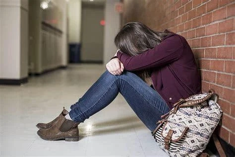 Loại đồ ăn khoái khẩu của sinh viên dễ gây trầm cảm