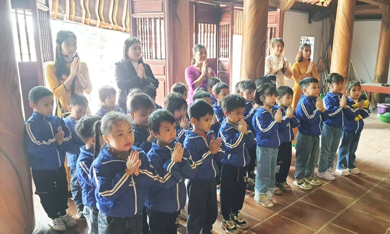 Giáo dục lịch sử cho trẻ từ những trải nghiệm thực tế