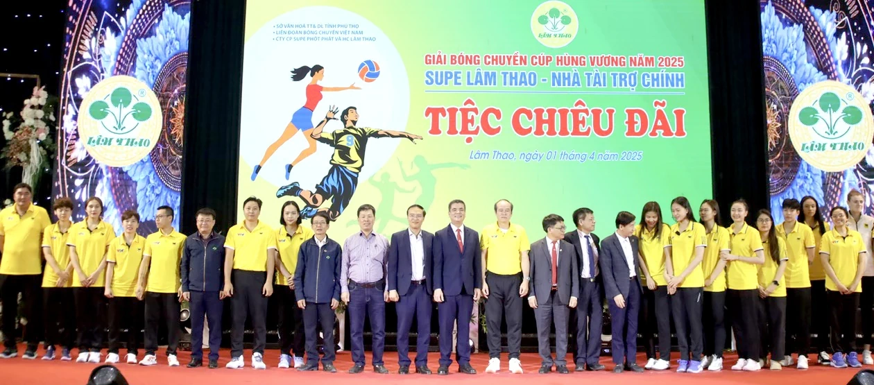 Công ty CP Supe Phốt phát và Hoá chất Lâm Thao gặp mặt các đội tuyển tham gia Giải bóng chuyền Cúp Hùng Vương