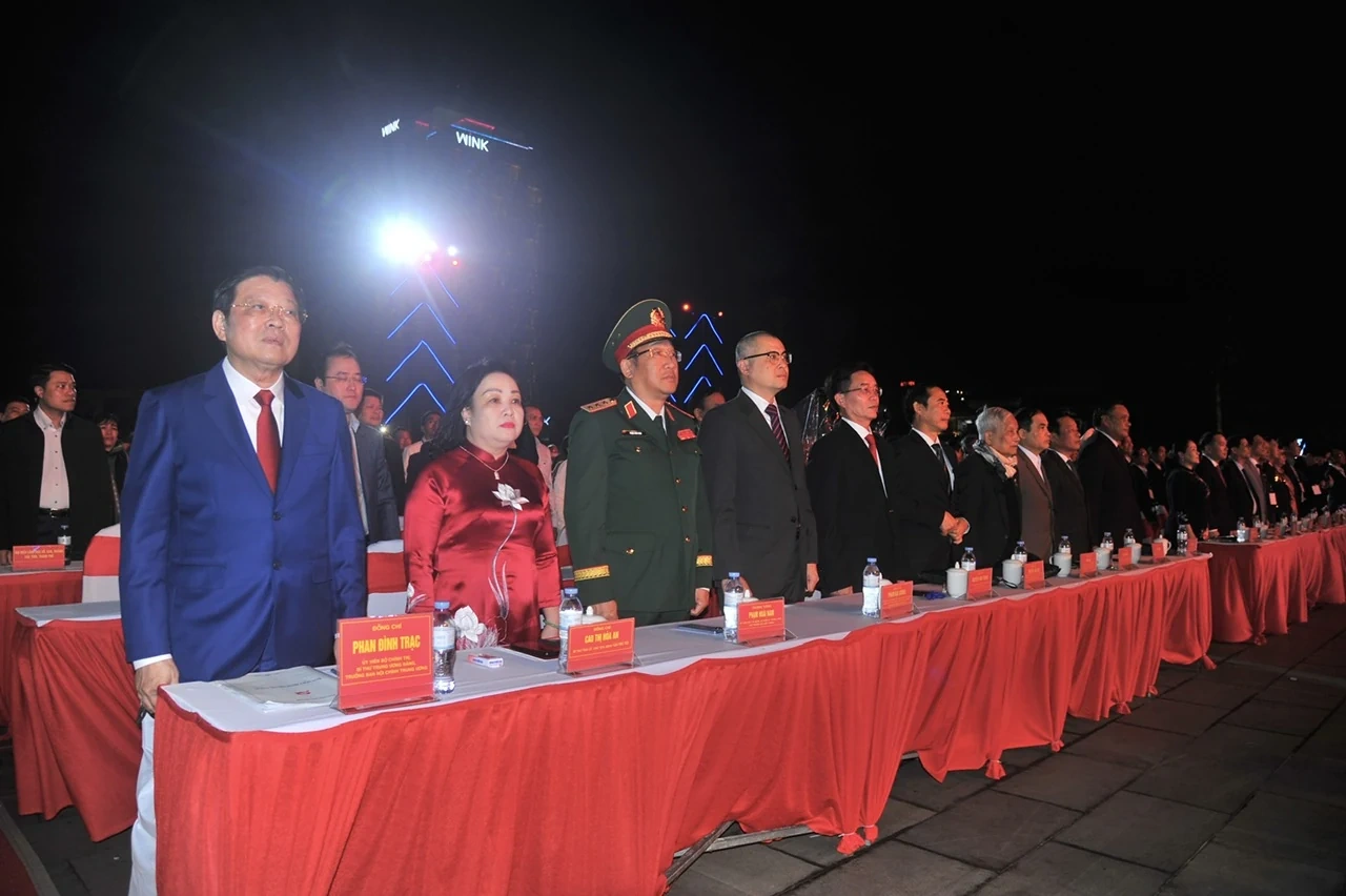 Tự hào quá khứ, vươn mình hội nhập