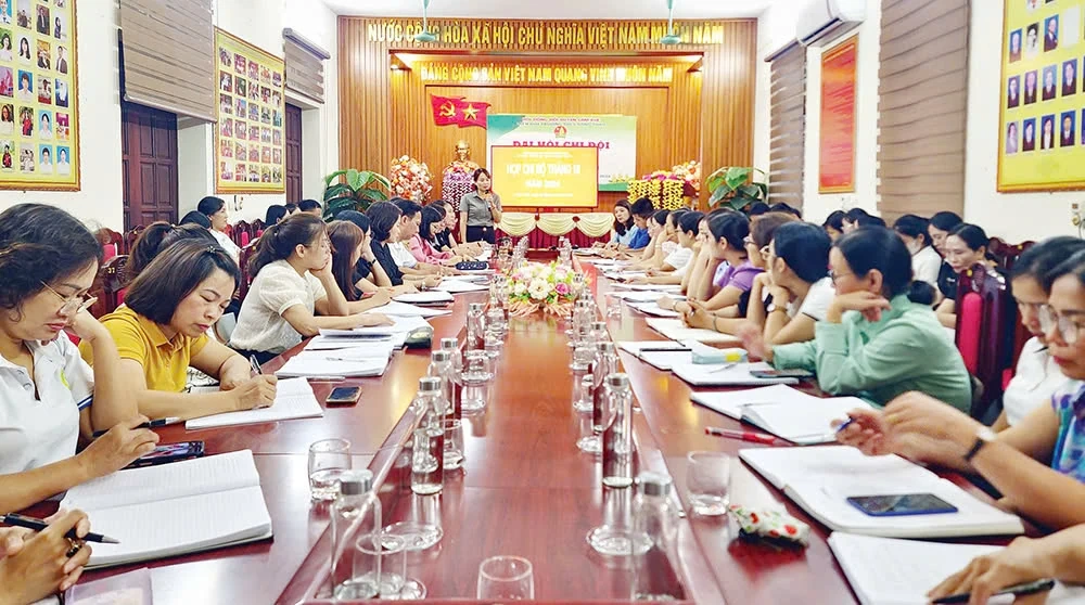 Không ngừng học và làm theo Bác