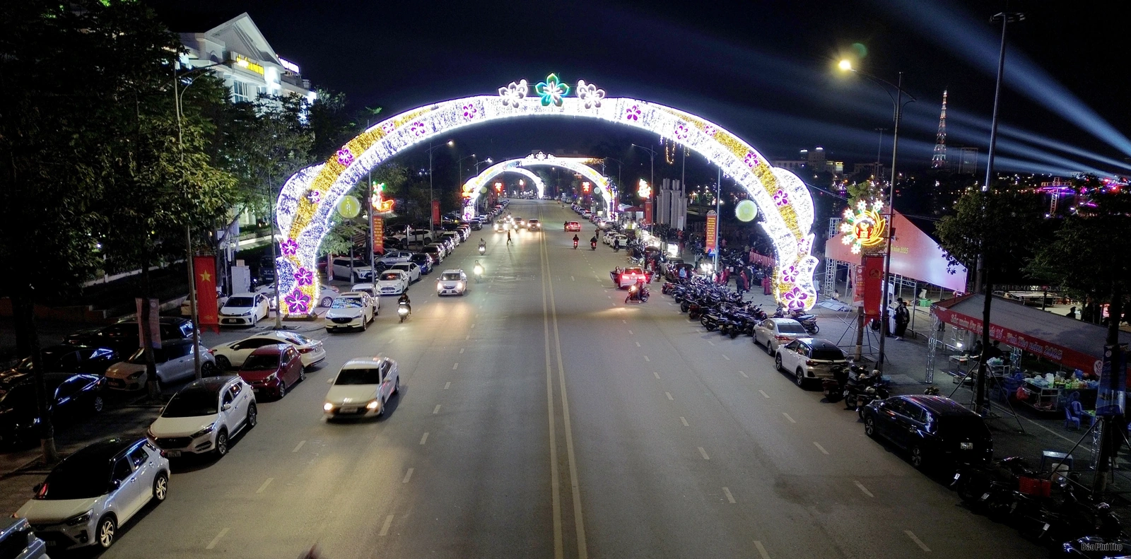 Lung linh đêm Việt Trì