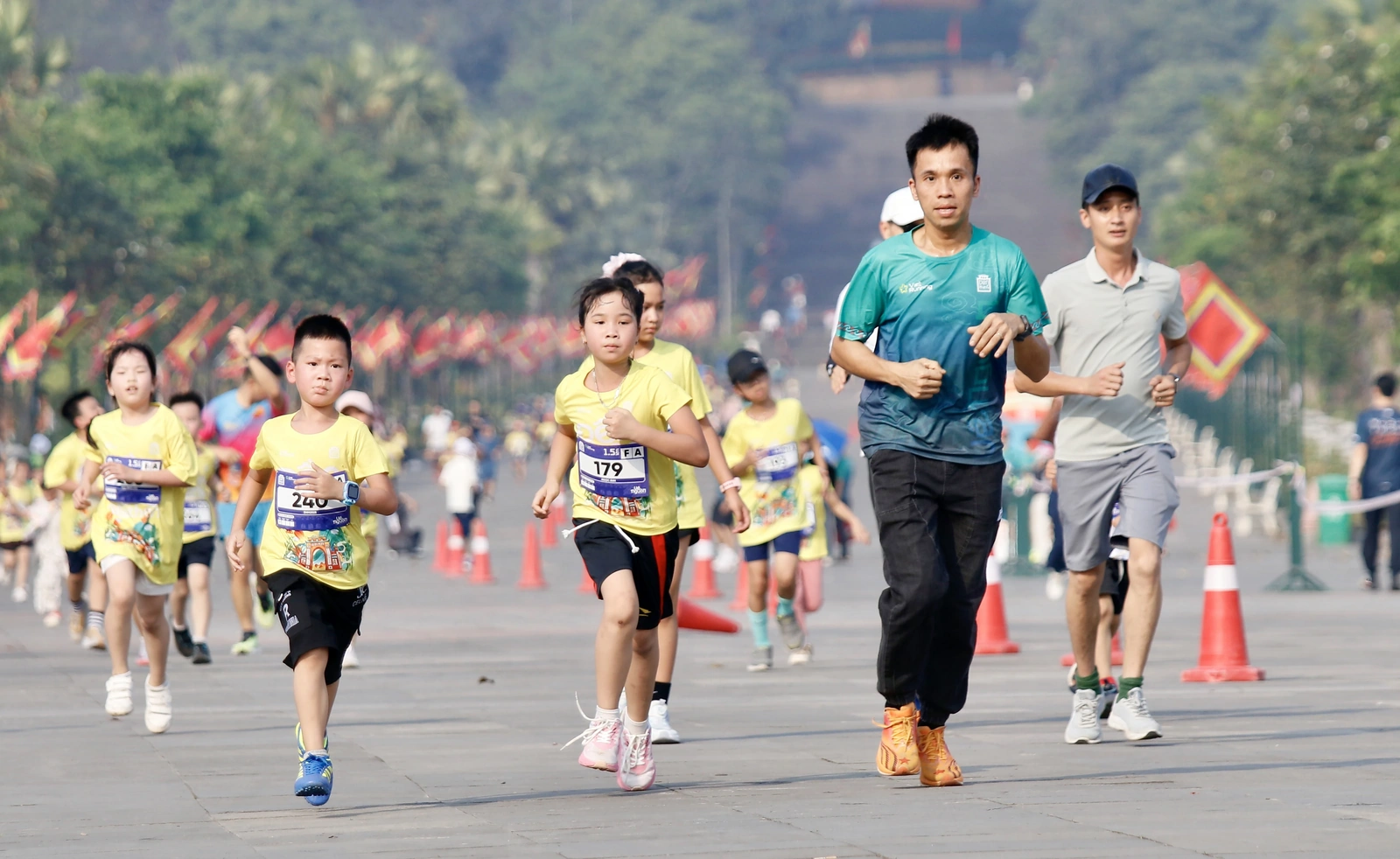 Khai mạc Giải chạy Đền Hùng Marathon 2025