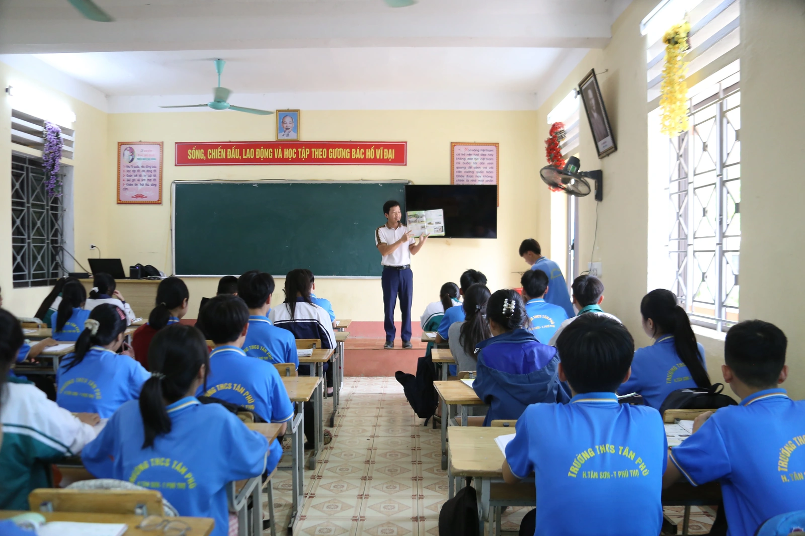 Trên 24 nghìn học sinh lớp 9 tham gia khảo sát chất lượng