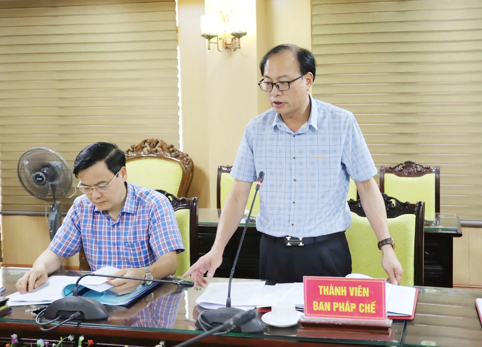 Thẩm tra các tờ trình và dự thảo Nghị quyết trình Kỳ họp chuyên đề thứ Chín, HĐND tỉnh khóa XIX