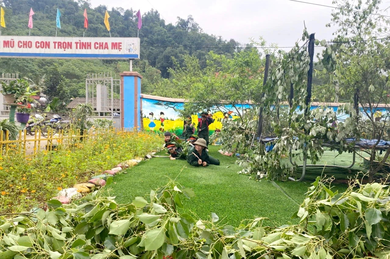 Hoạt động trải nghiệm: “Chúng tôi là chiến sĩ”