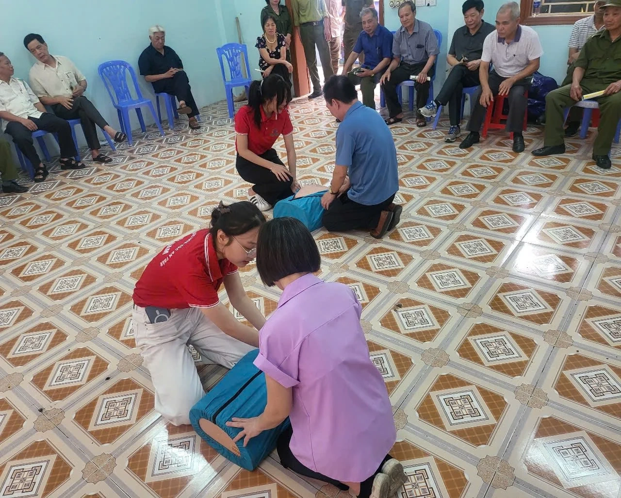 Tuyên truyền, hướng dẫn và trải nghiệm kỹ năng PCCC, CNCH