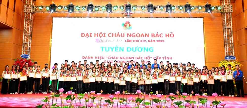 Thiếu nhi Đất Tổ thi đua học tập tốt, rèn luyện chăm