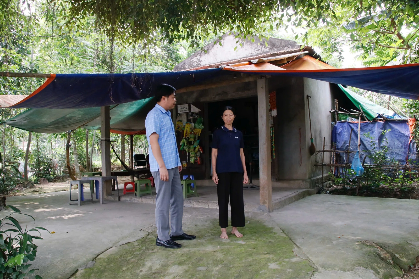 Đẩy nhanh tiến độ xóa nhà tạm, nhà dột nát tại huyện Yên Lập