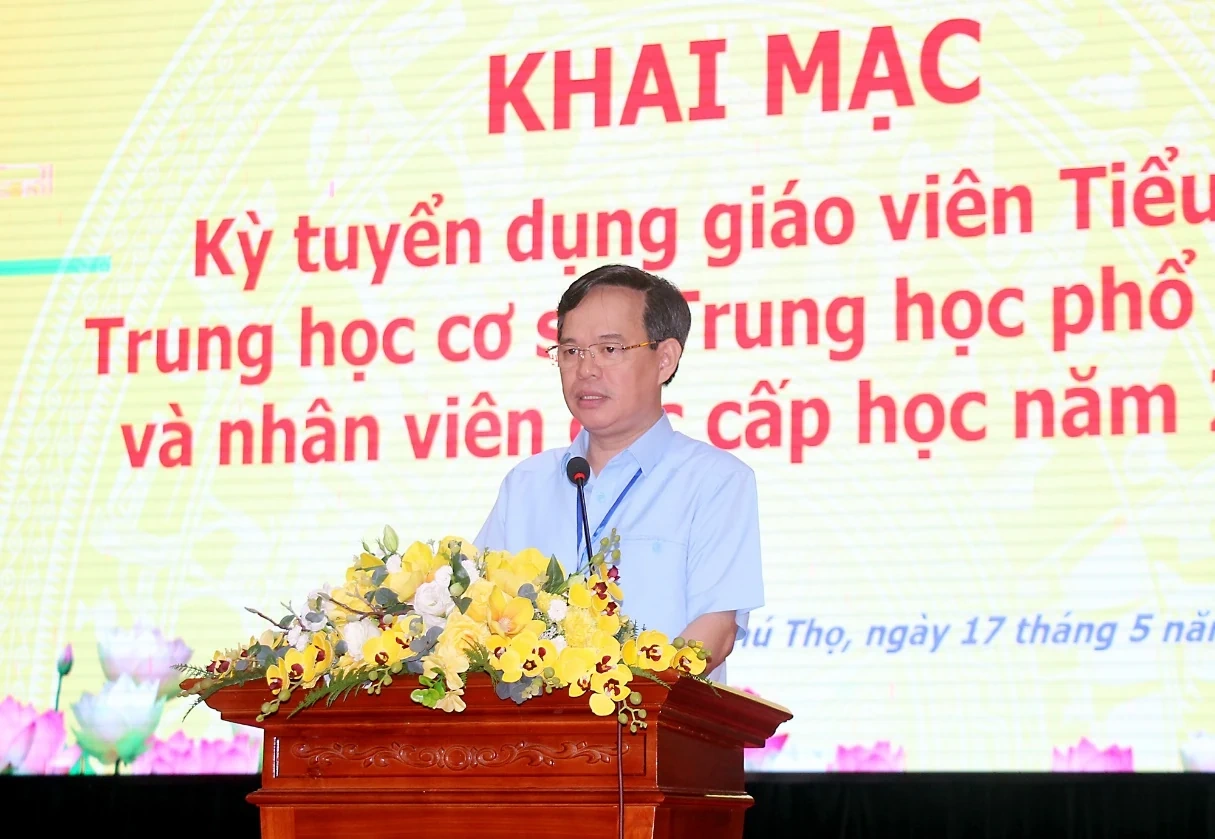 Khai mạc kỳ tuyển dụng giáo viên Tiểu học, THCS, THPT, nhân viên các cấp học