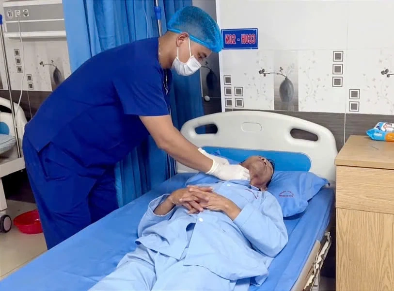 Cấp cứu thành công người bệnh nguy kịch do bệnh phổi tắc nghẽn mạn tính đợt cấp