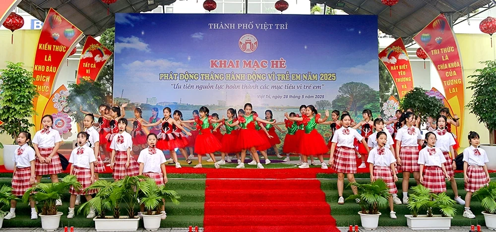 Khai mạc hè và phát động Tháng hành động vì trẻ em