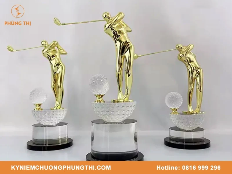 Kỷ niệm chương Phùng Thị chuyên làm cúp thể thao theo yêu cầu
