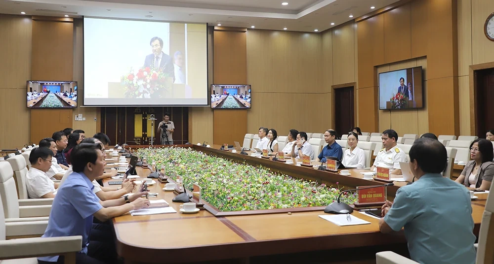 Tọa đàm của Thủ tướng Chính phủ với doanh nghiệp về phát triển kinh tế tư nhân