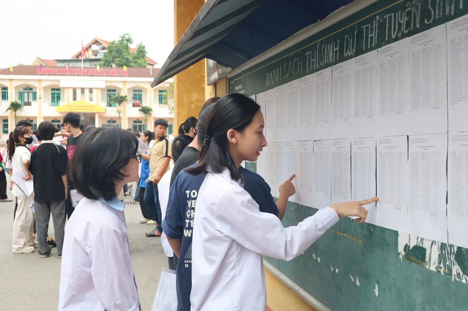 Kỳ thi đổi thay về tư duy giáo dục