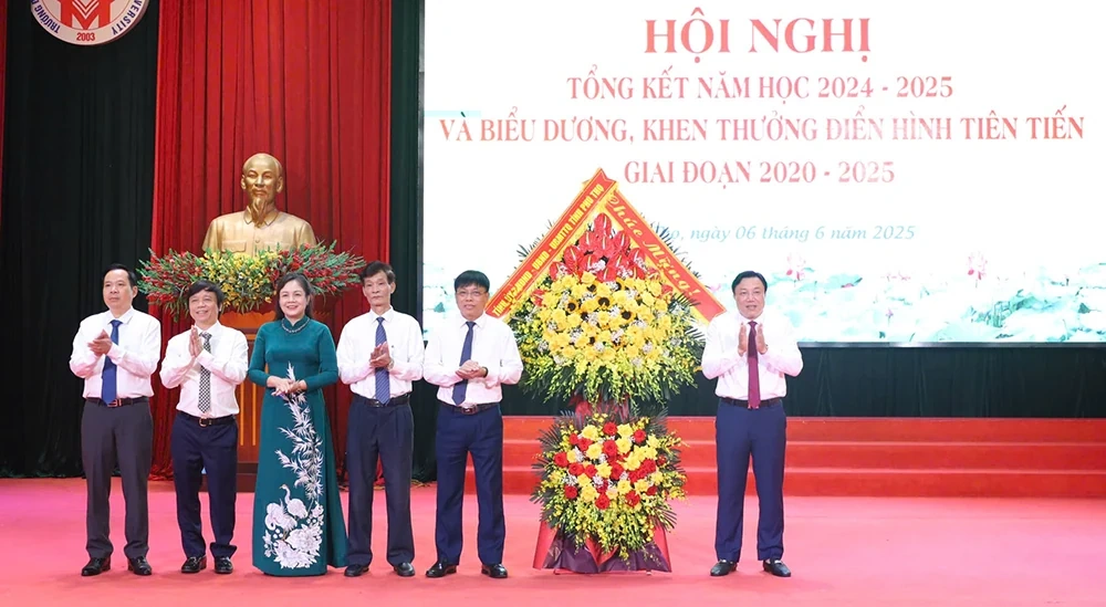 Hội nghị tổng kết năm học 2024 - 2025