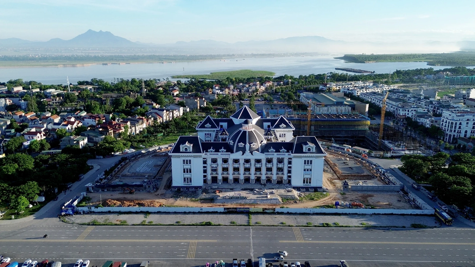 Thành phố Việt Trì: 10 năm một chặng đường