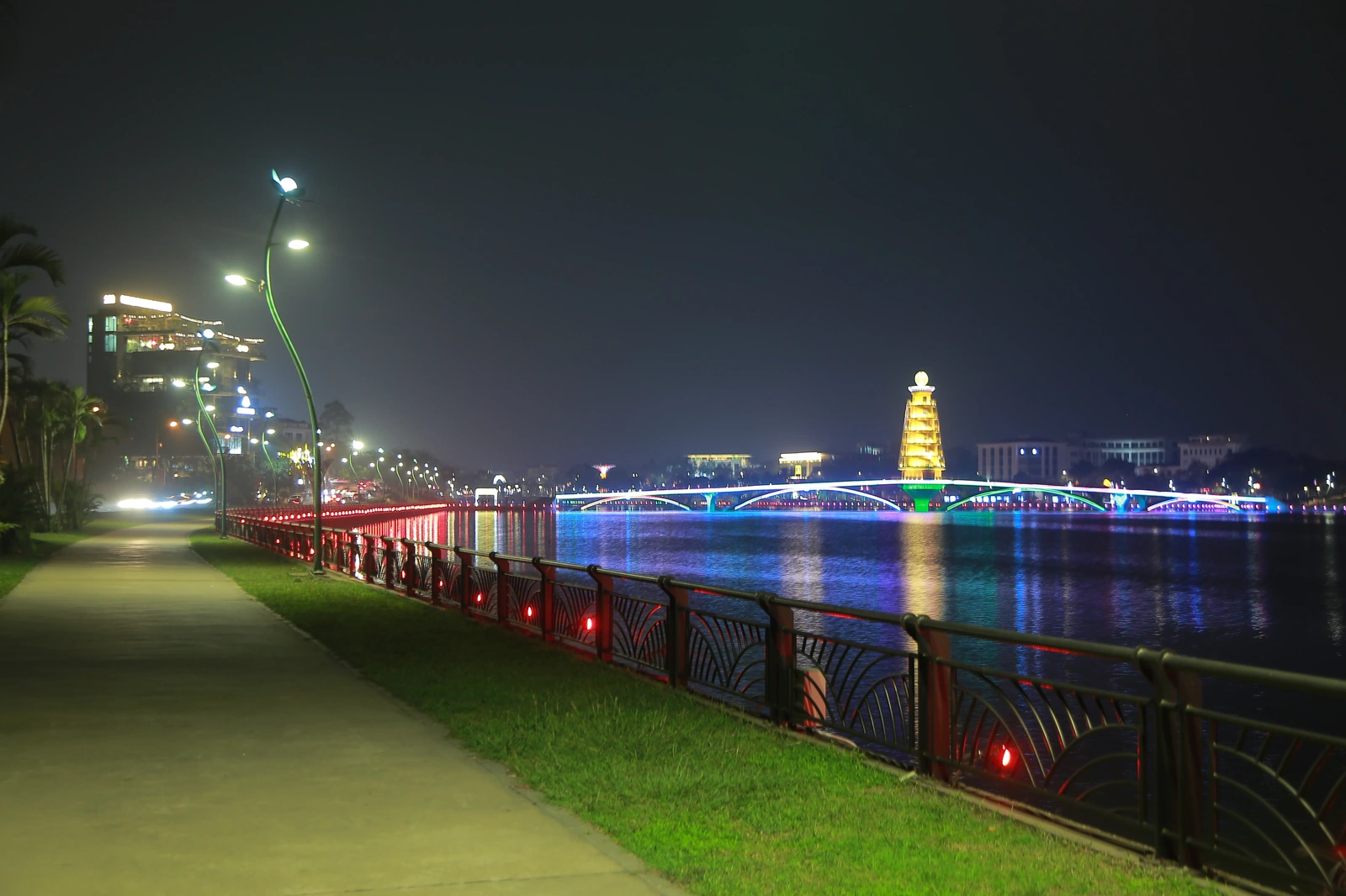 Thành phố Việt Trì: 10 năm một chặng đường