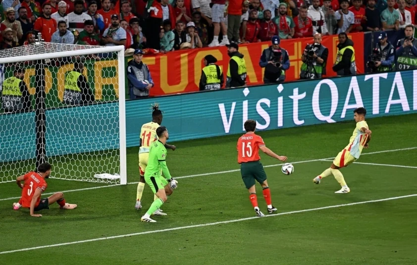 Luân lưu kịch tính, Bồ Đào Nha vô địch UEFA Nations League