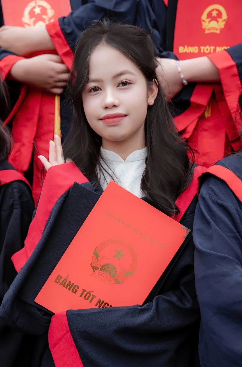 Lộ diện các thủ khoa đầu vào Trường THPT Chuyên Hùng Vương năm học 2025 - 2026