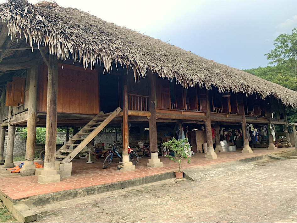 Bảo tồn nhà sàn người Mường